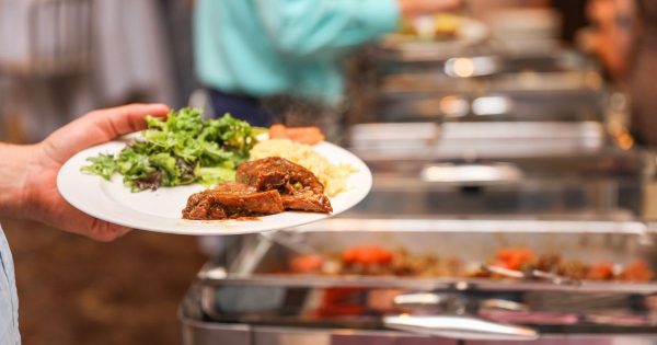 Você sabe qual o valor mínimo do seu auxílio-alimentação?