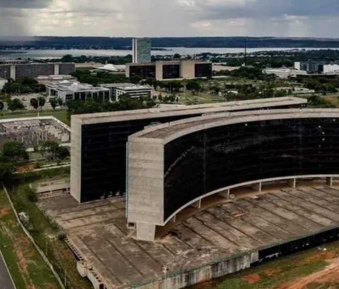 Recusa à negociação coletiva autoriza ação judicial, decide TST