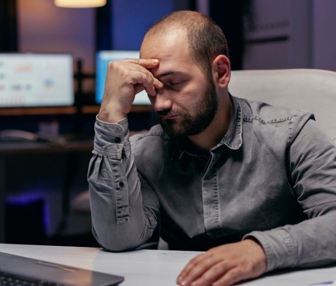 Nova NR-01 já está valendo e amplia proteção à saúde mental no trabalho