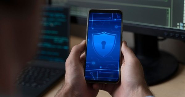 Segurança contra fraudes se torna fator decisivo para brasileiros na escolha de bancos digitais